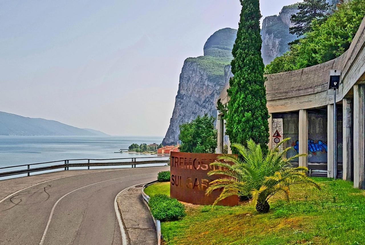 Casa Gina Garden And View By Gardadomusmea Villa Tremosine Exterior foto